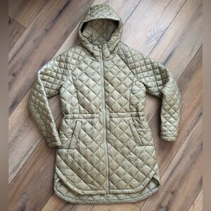 Athleta Whisper Featherless Parka
Size Medium
